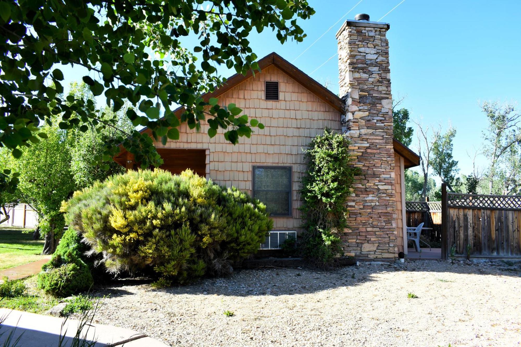 Arrowhead Country Cabins Villa Mount Carmel Exterior photo