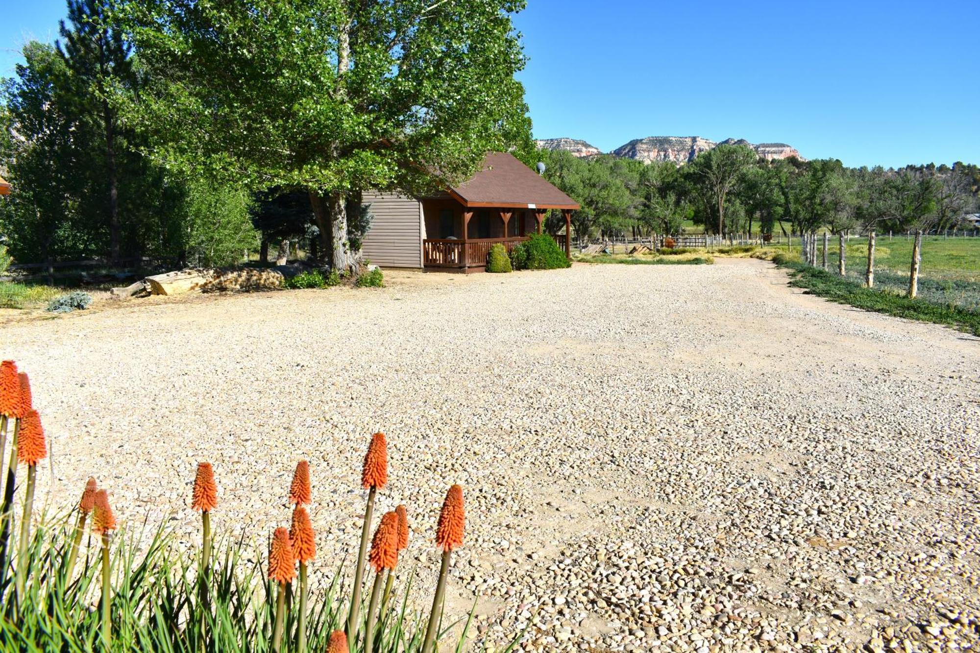 Arrowhead Country Cabins Villa Mount Carmel Exterior photo